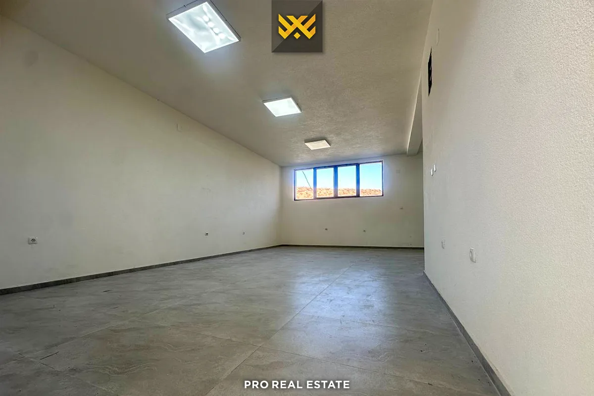 Depo 220m² me #QIRA te Kodra e Trimave