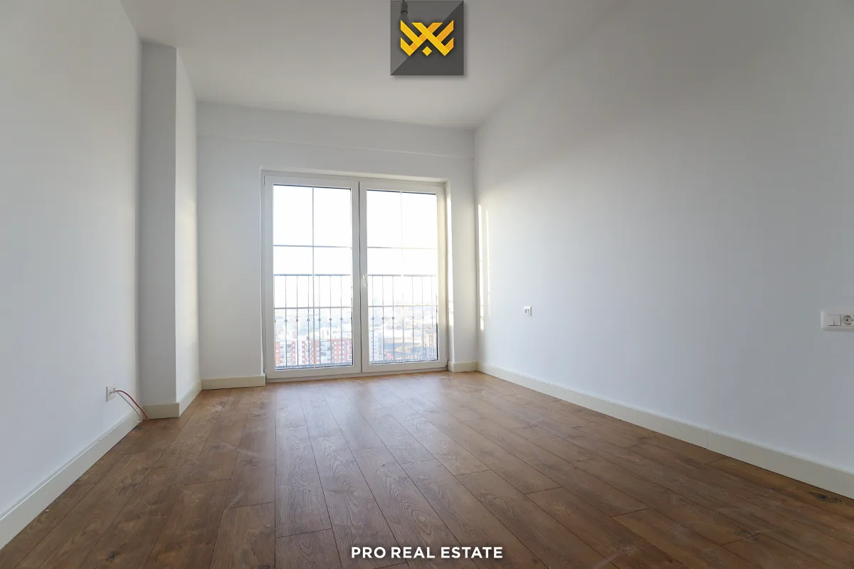 Banesë - Zyrë 230m² me #QIRA te Prishtina e Re