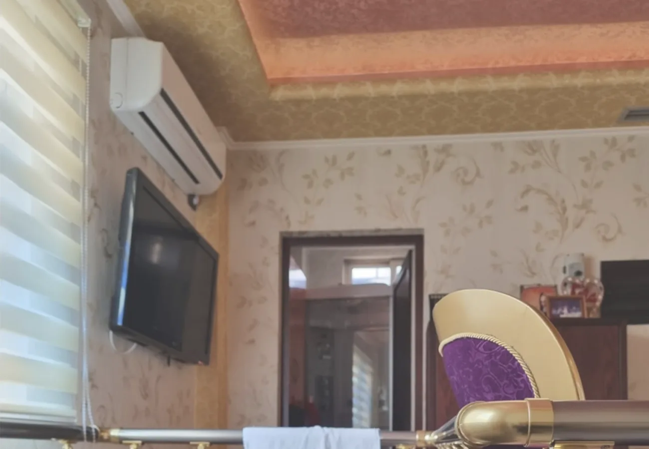 Shitet ambient biznesi pranë rrugës mine peza, tiranë