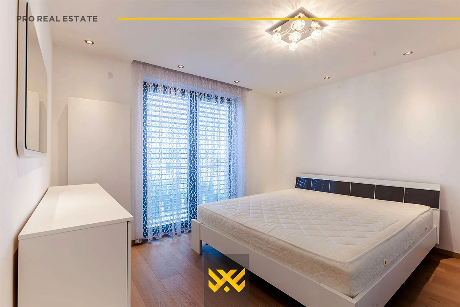 Shtëpi Luksoze 724m² në #SHITJE në Veternik.