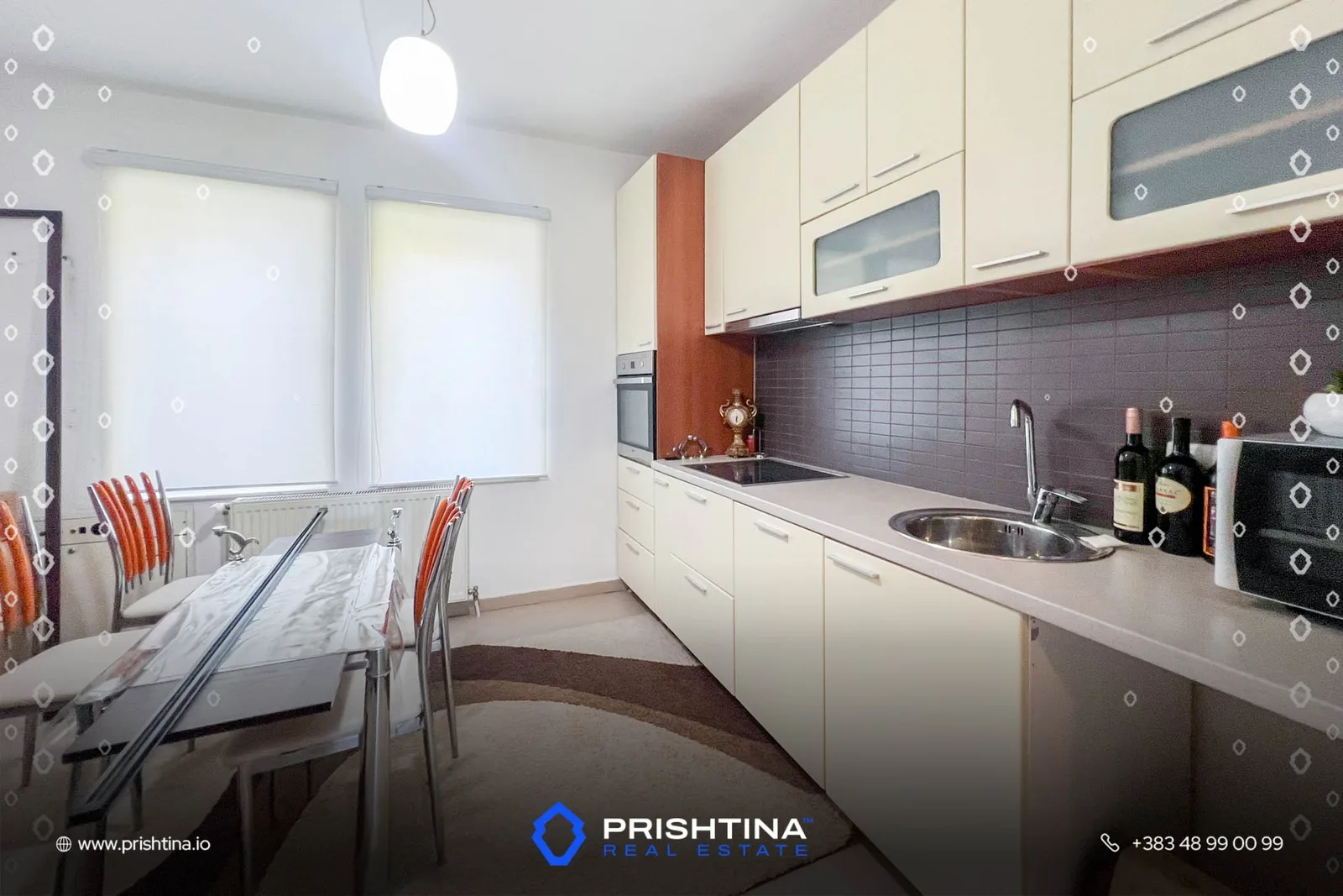 Kat shtëpie me qira 120m² në Velani