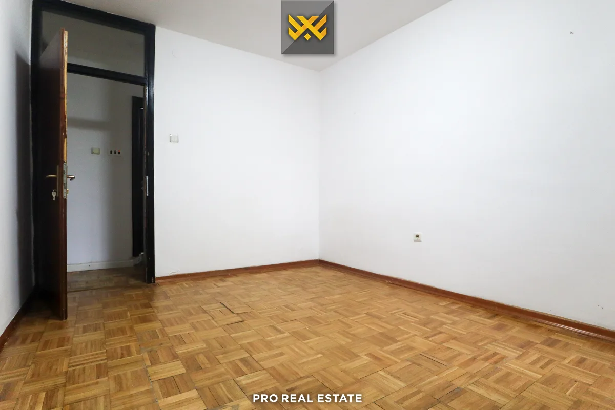 Banesë / Zyrë 89m² me #QIRA në Dardani