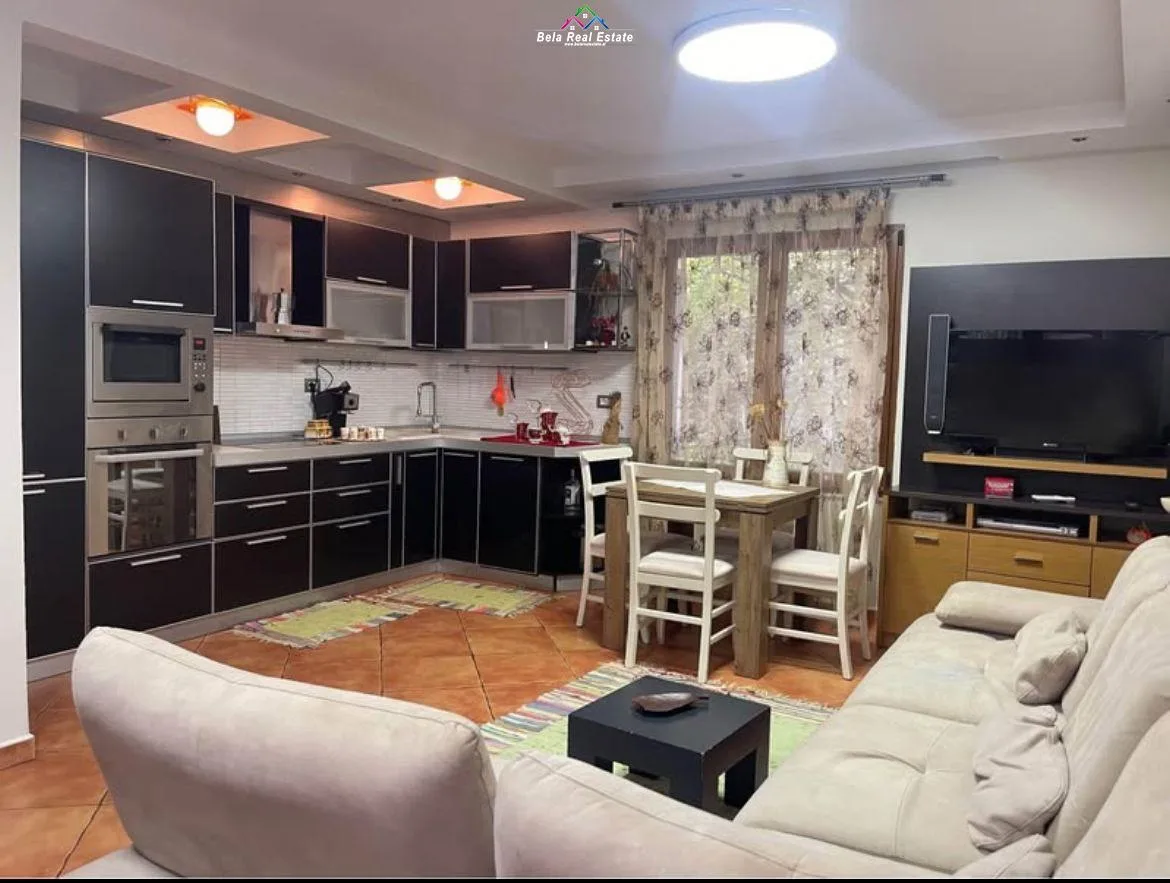 Kati I Dyte I Nje Vile 2+1 ne Blv Bajram Curri (ID BV22348) Tirane