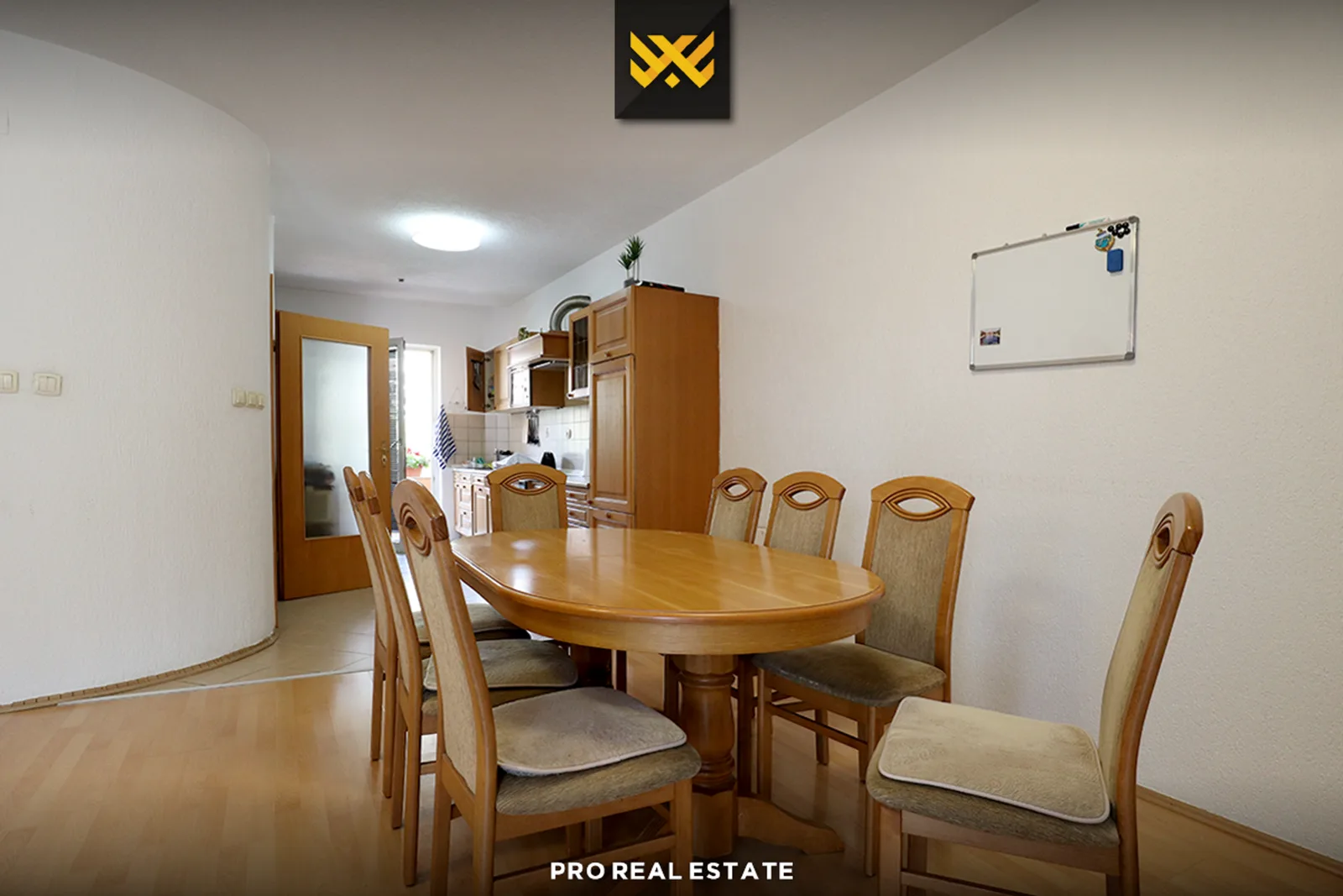 Shtëpi 370m² në #SHITJE në Kodrën e Trimave
