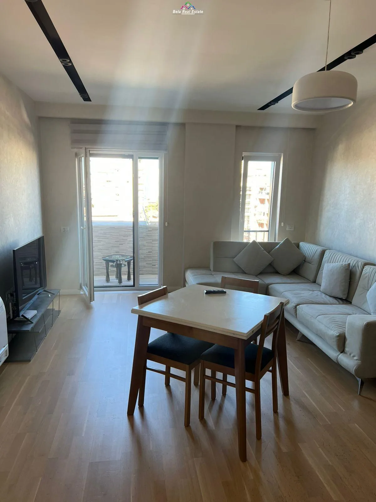 Apartament Me Qera 1+1+ Post Parkim Tek Stacioni i Trenit ( ID B2101559) Tirane