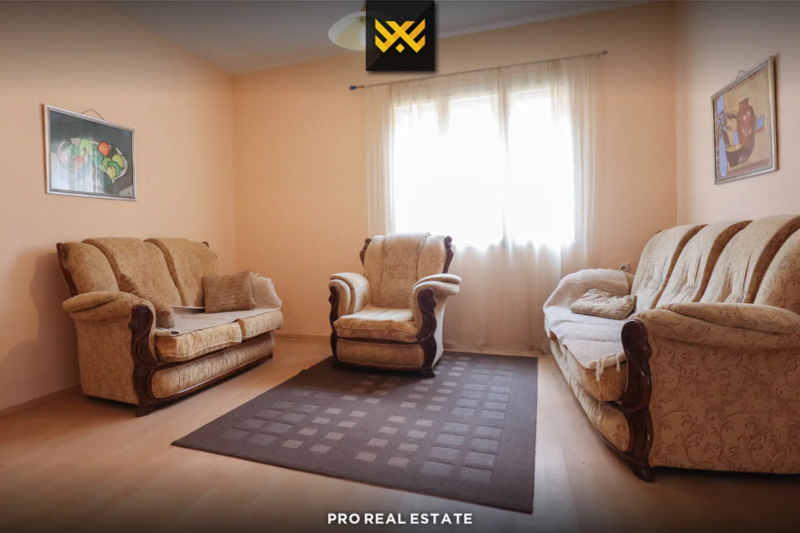 Shtëpi 220m² në #SHITJE në Taslixhe.