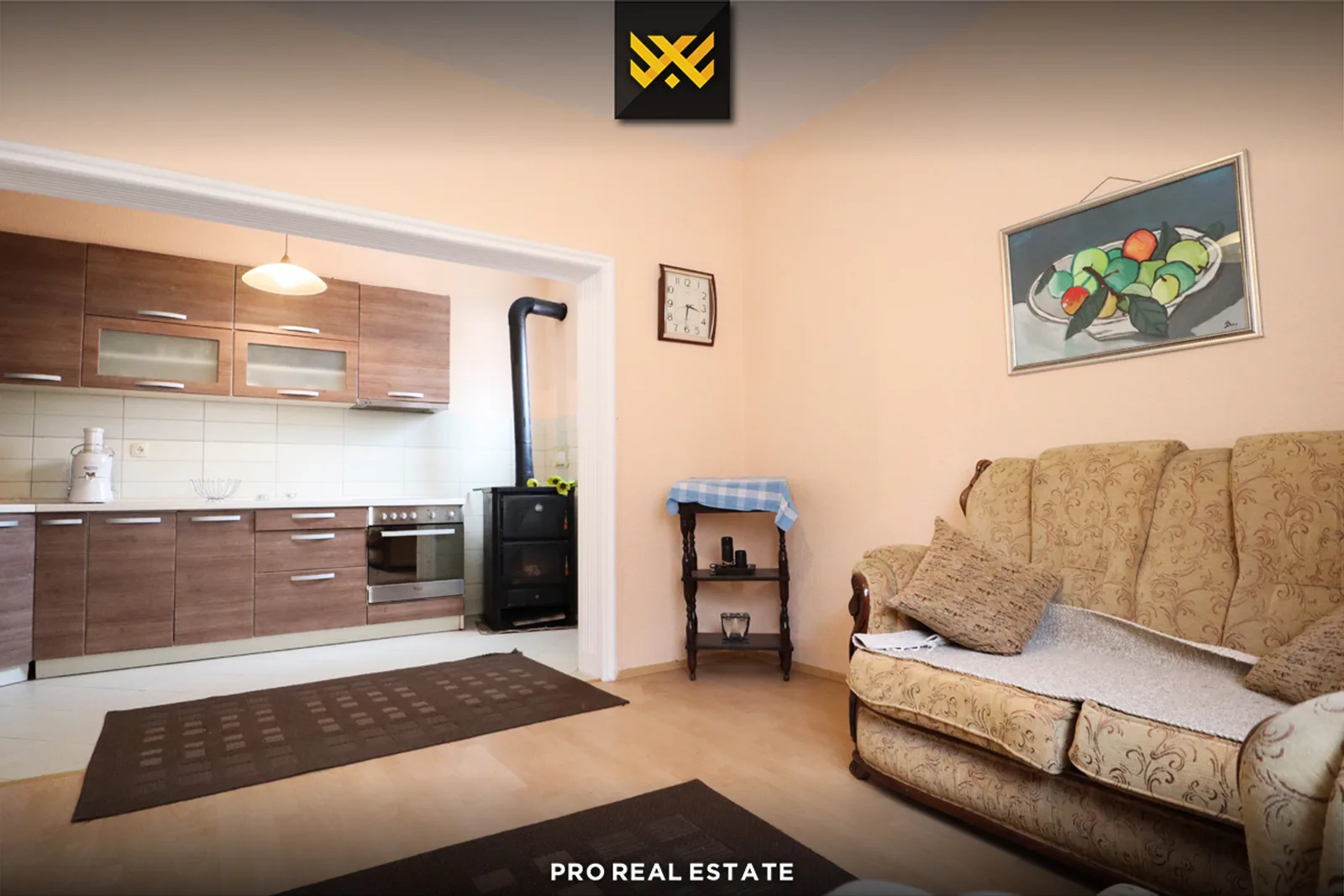 Shtëpi 220m² në #SHITJE në Taslixhe.