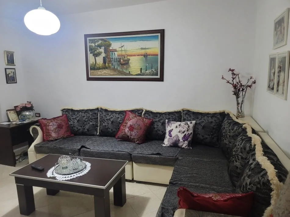 Apartament me qera 1+1 tek Rruga e Elbasanit (ID B211353) Tirane.