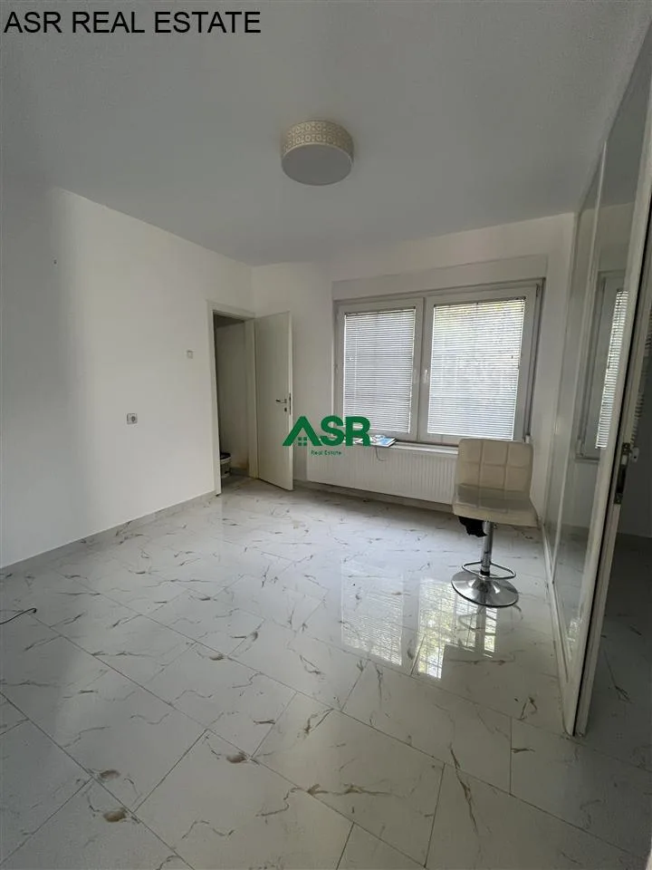 #ID:4070 Banesë 40m2 me #qira në Ulpiane