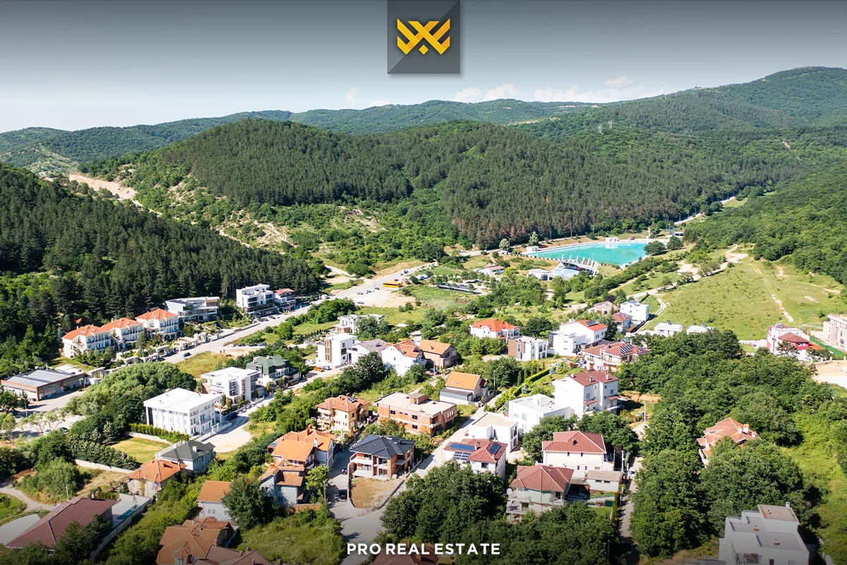 Shtëpi 250m² për #SHITJE në Sofali.