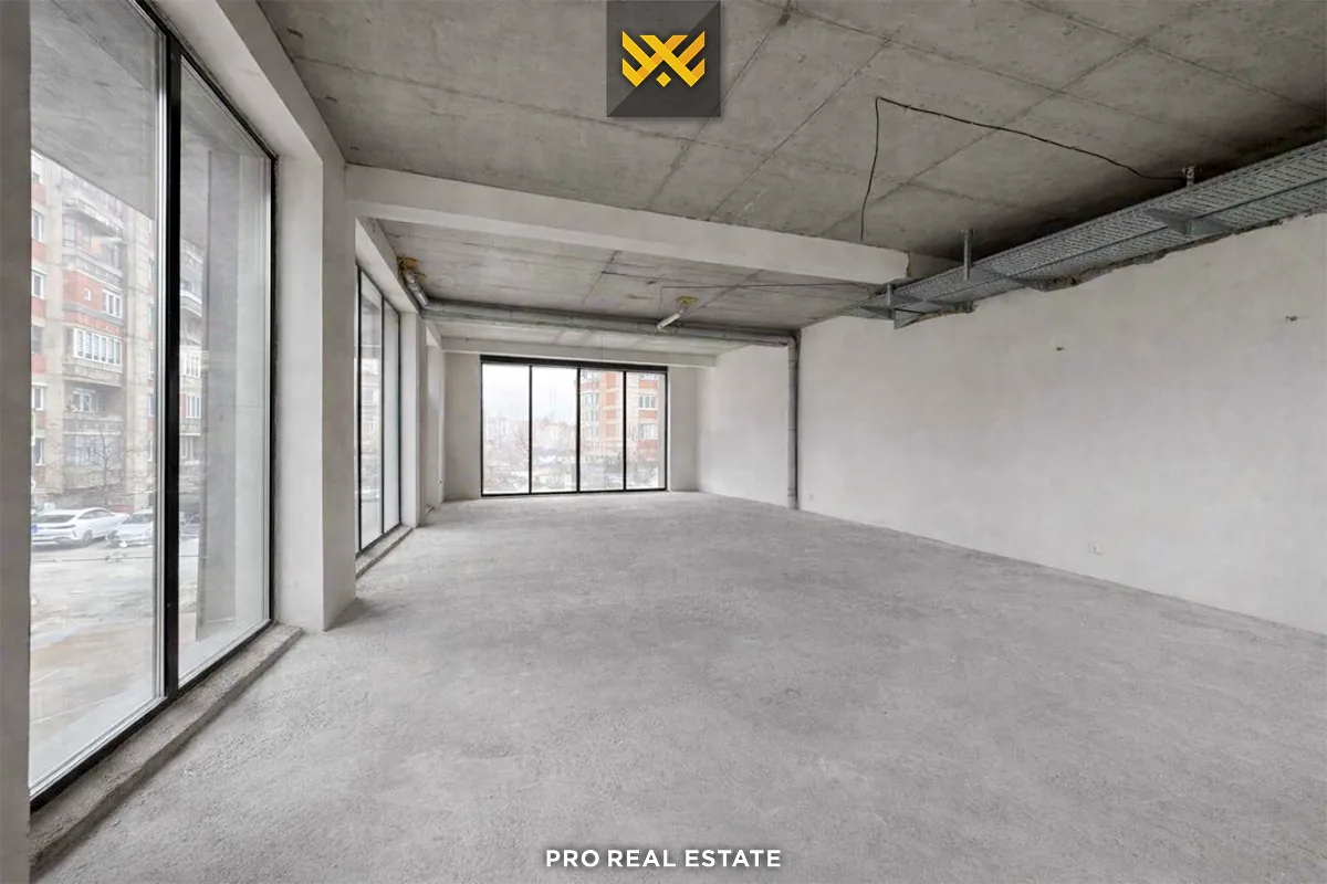 Lokal 110m² në #SHITJE në Aktash