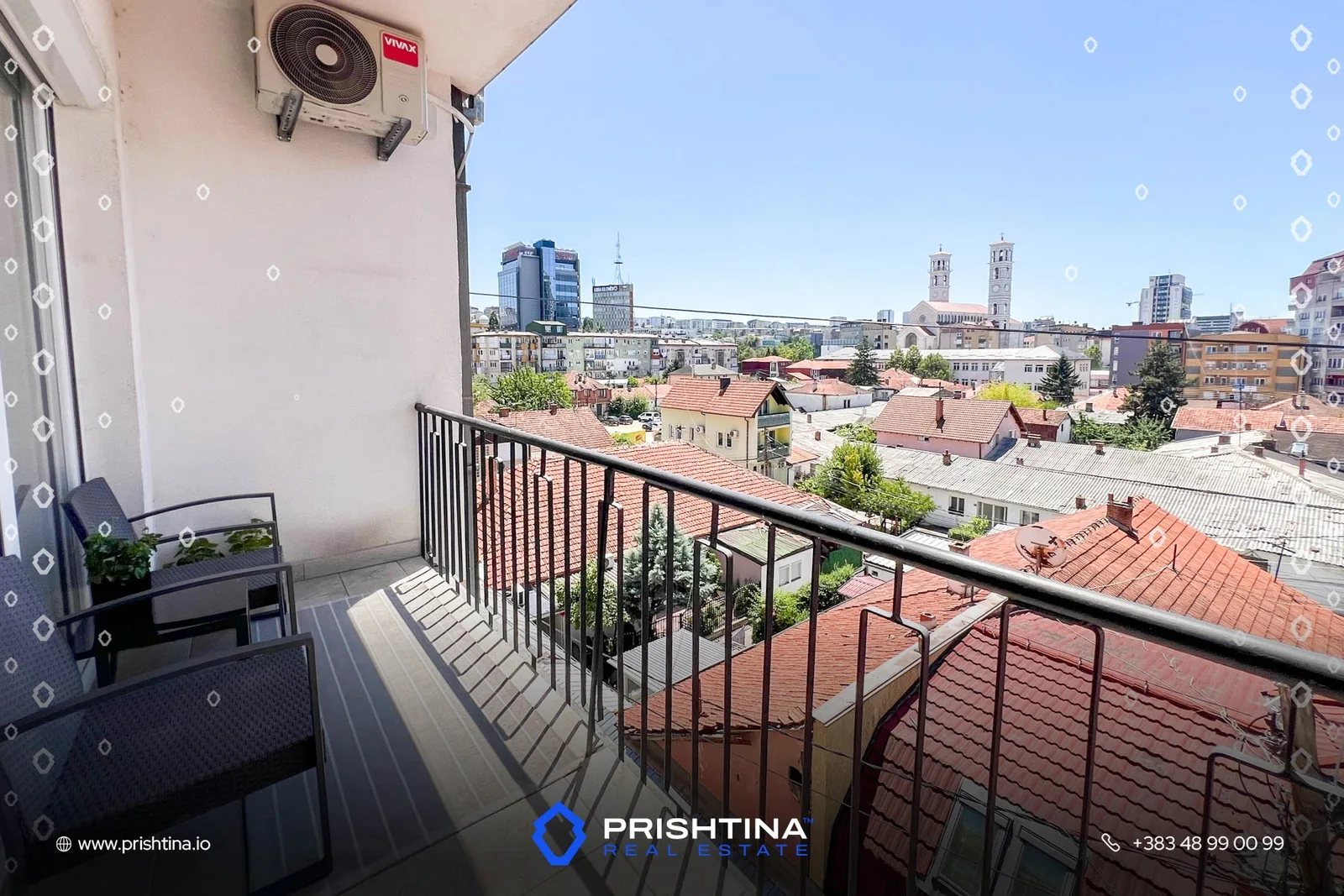 Banesë me qira 150m² në Qendër