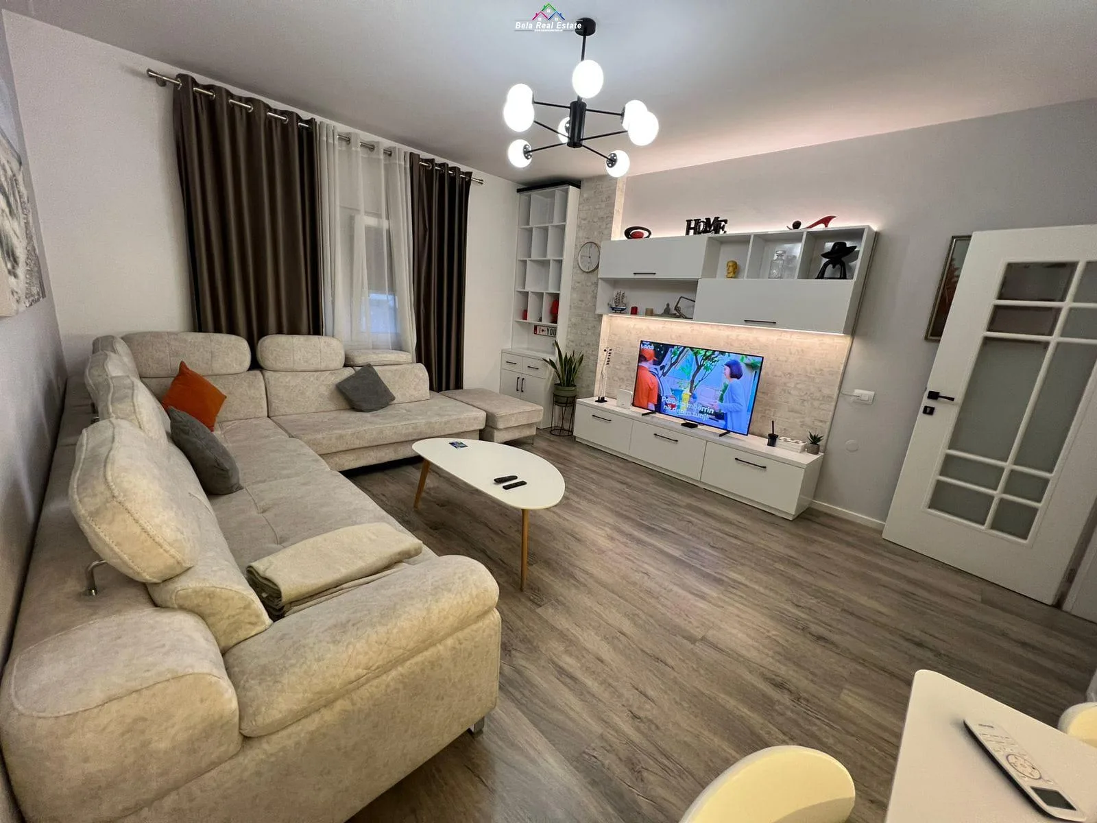 Apartament Me Qera 2+1 Tek Stacioni i Trenit (ID B2201754) Tirane
