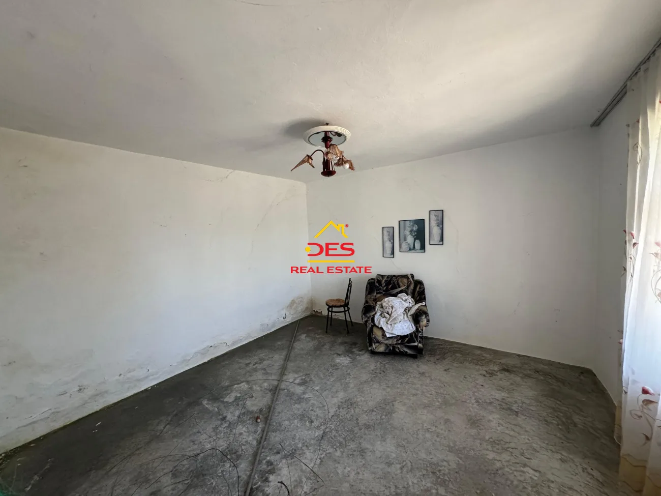 Shitet shtëpi private në fshatin sherishtë, vlorë