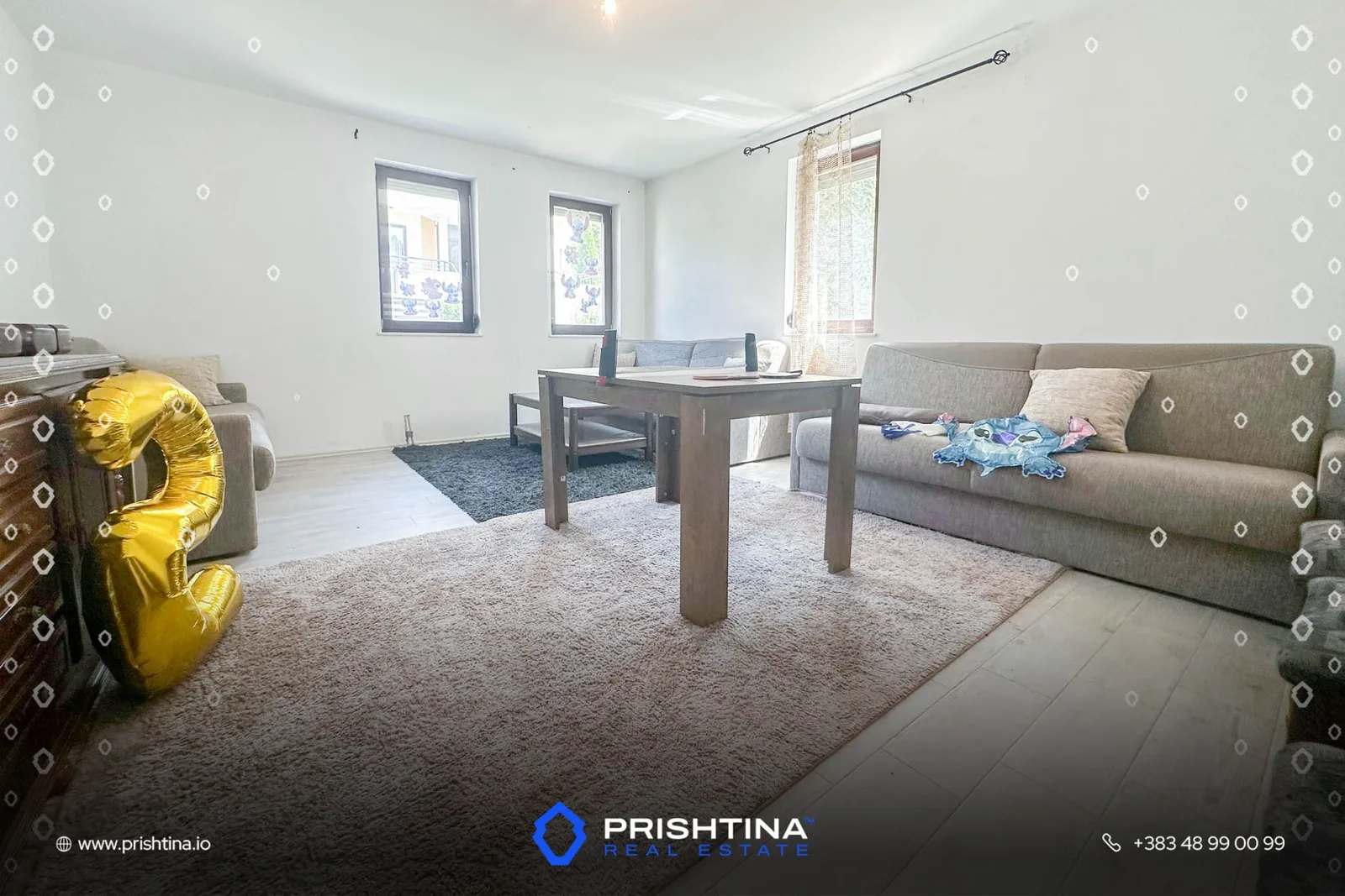 Shtëpi me qira 260m² te Bregu i Diellit