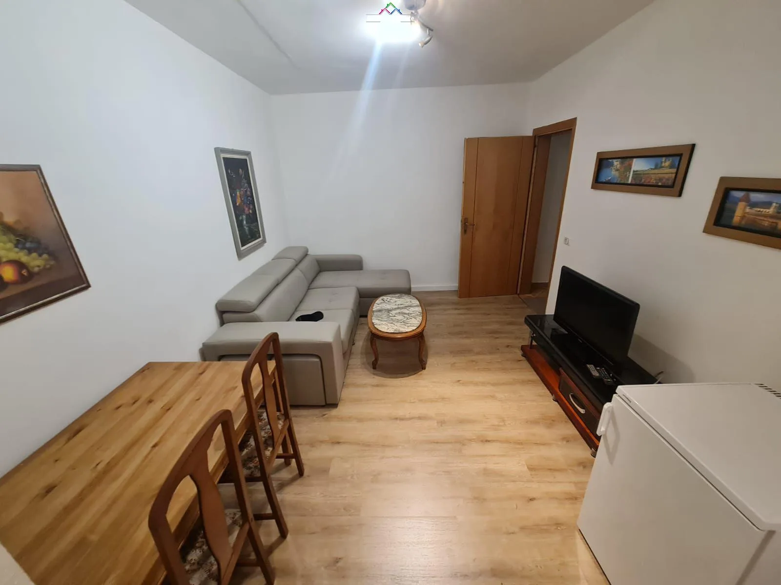 Apartament me Qera 1+1 ne Myslym Shyr (ID B211303) Tirane