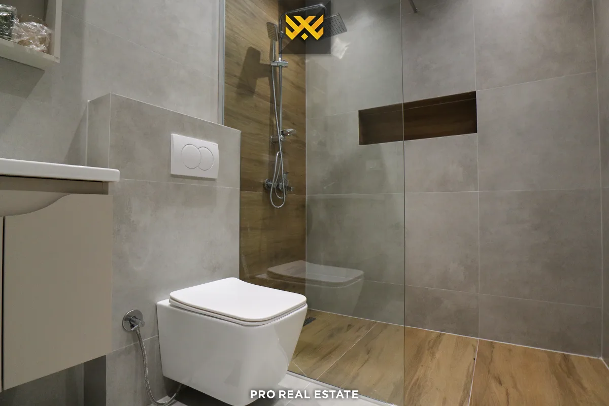 Kat shtëpie/ Zyrë 180m² me #QIRA në Dragodan