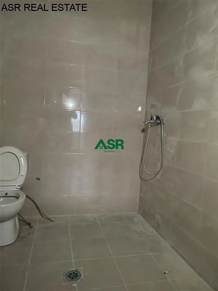 Shitet  banesa në lagjën Prishtina e Re
