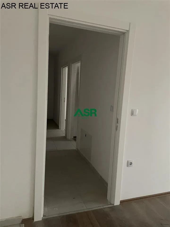 Shitet  banesa në lagjën Prishtina e Re