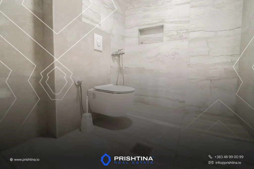 Banesë me #qira dhe #shitje 230m² në Fushë Kosovë