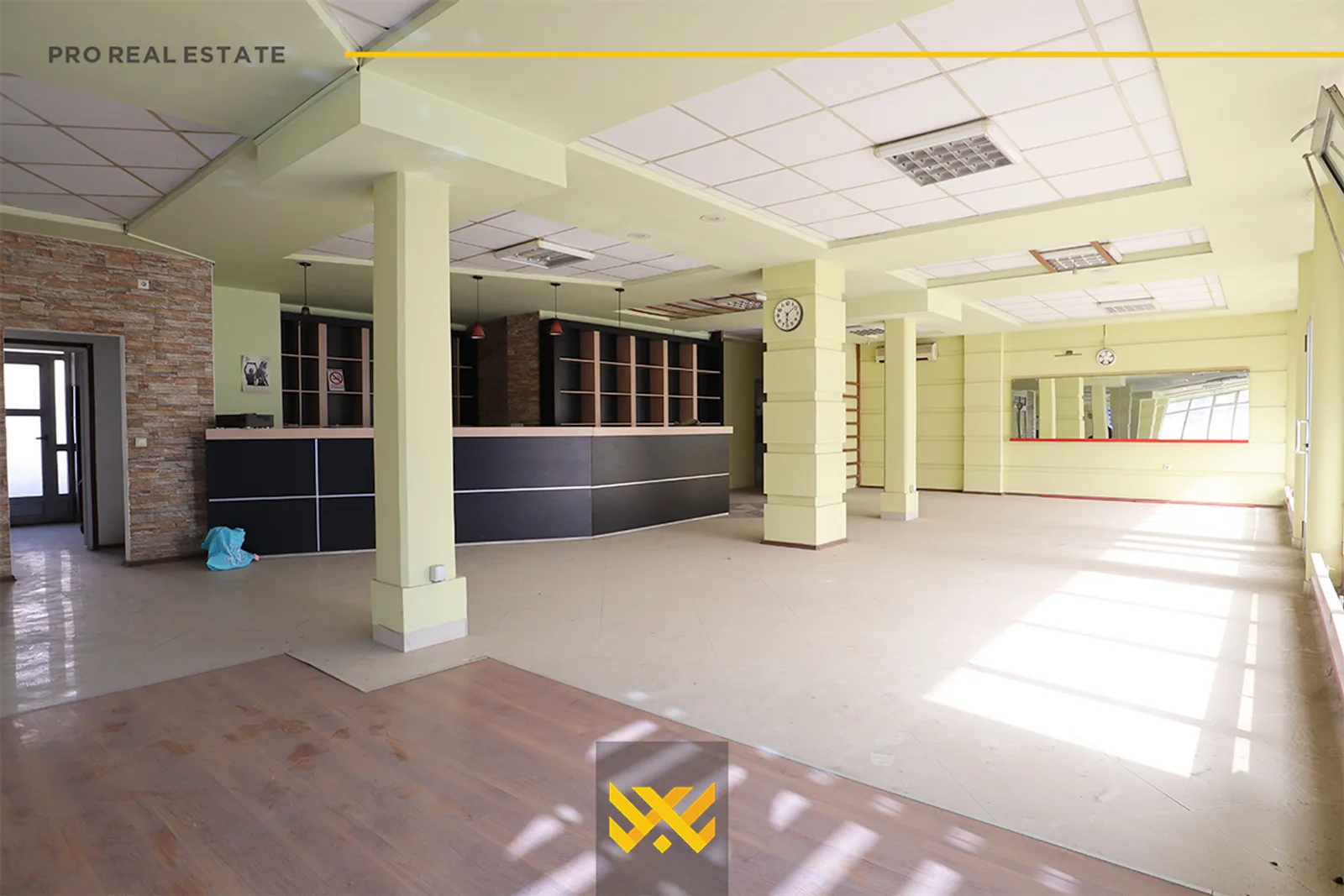 Lokal 420m2 me #QIRA në Fushë Kosovë.