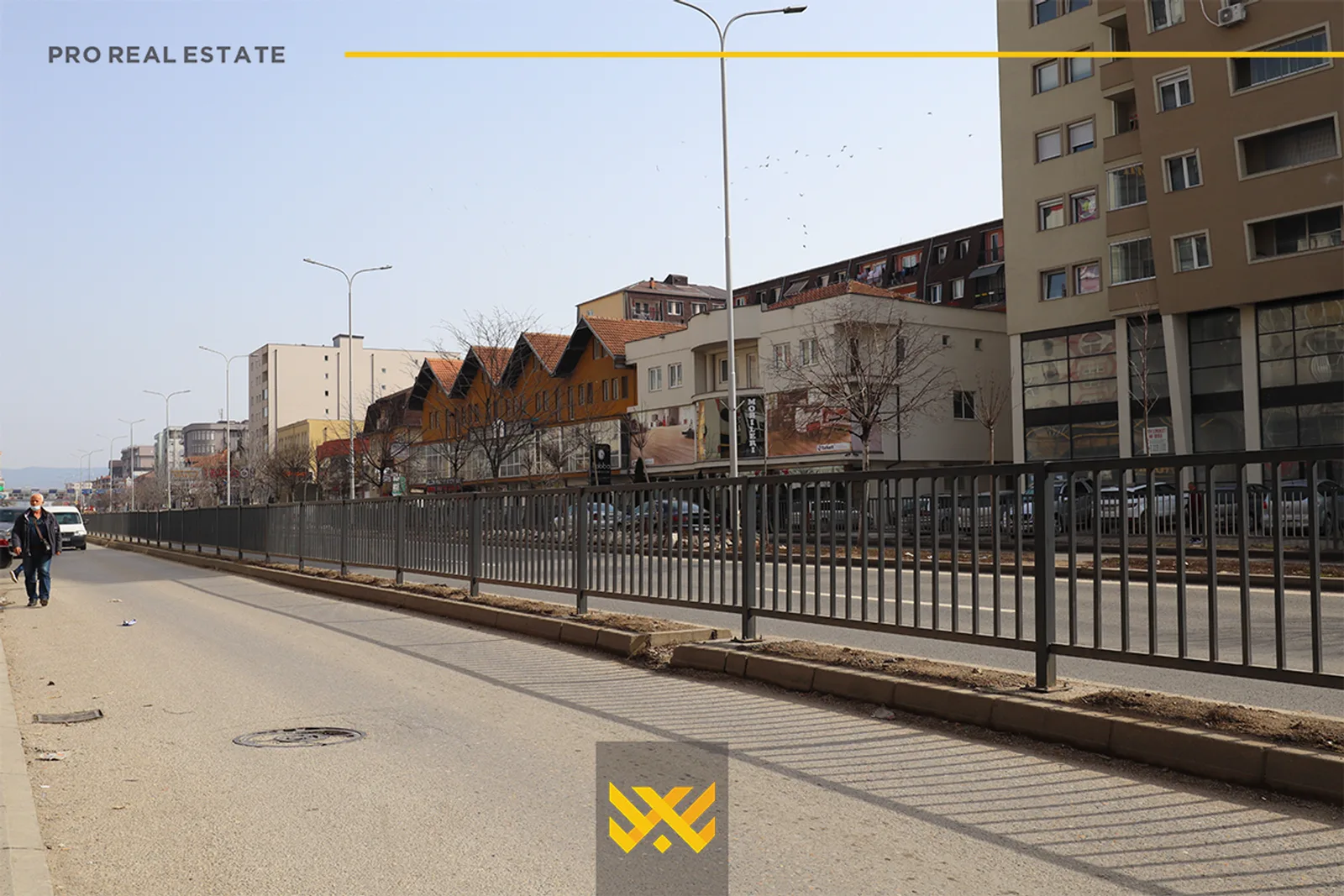 Lokal 420m2 me #QIRA në Fushë Kosovë.