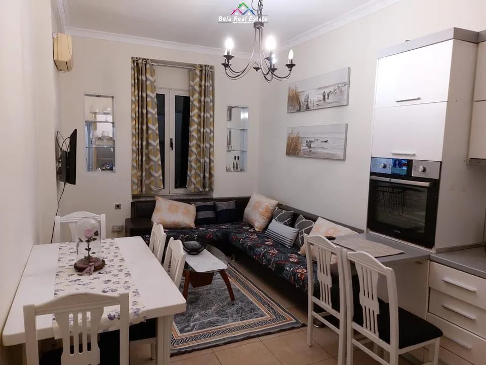 Apartament Me Qera 2+1 Tek Shallvaret (ID B221257) Tirane