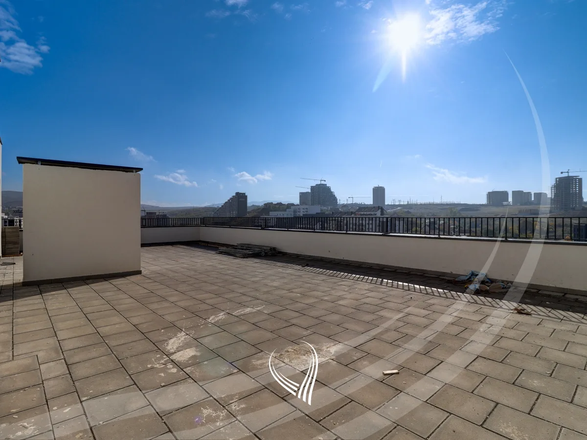 Penthouse me 3 dhoma gjumi në shitje në lagjen Mati 1 – Rruga A
