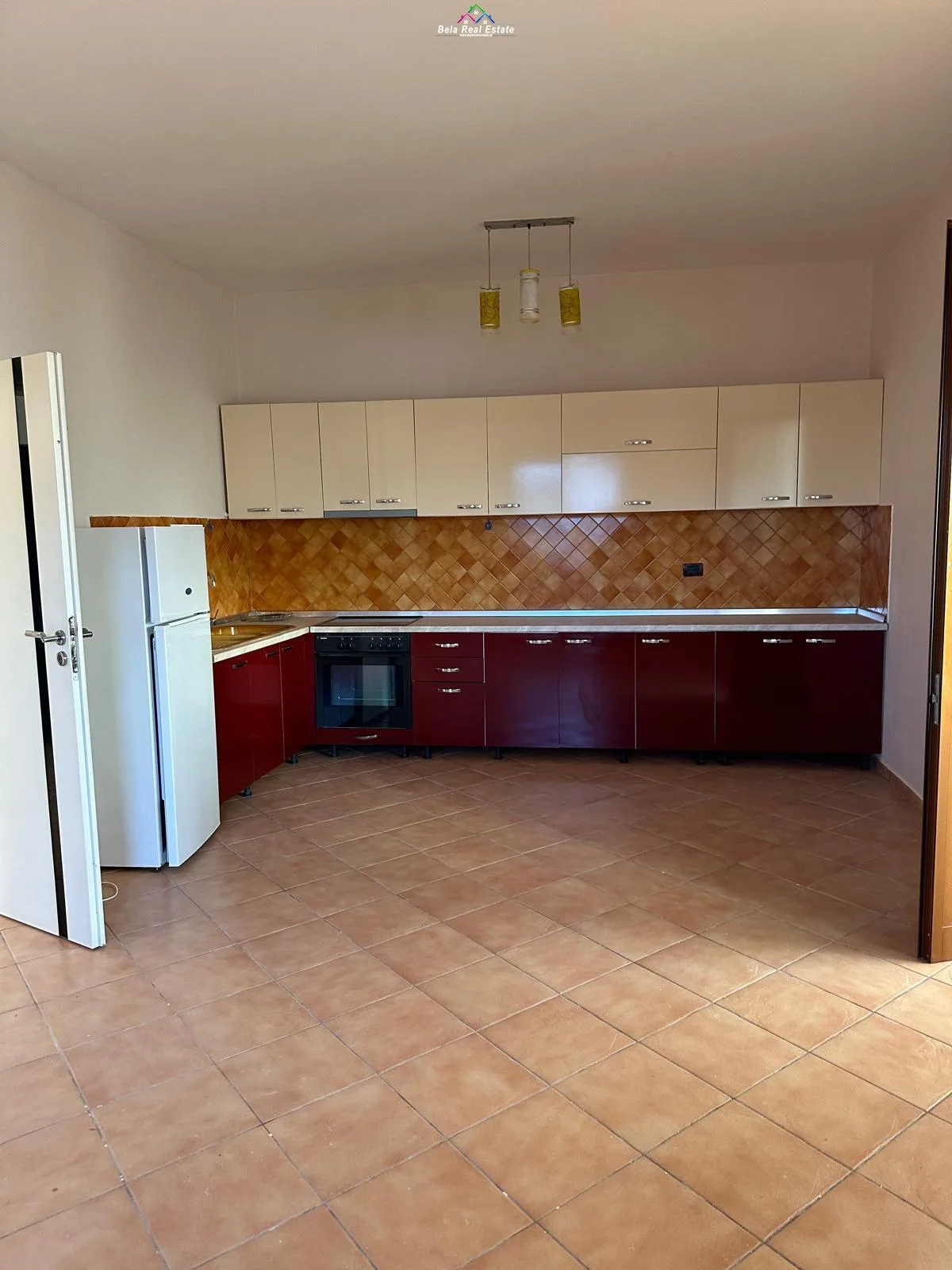 Jepet Me Qera Kate Vile 2+1, Ne Shkoze (ID BV22340) Tirane