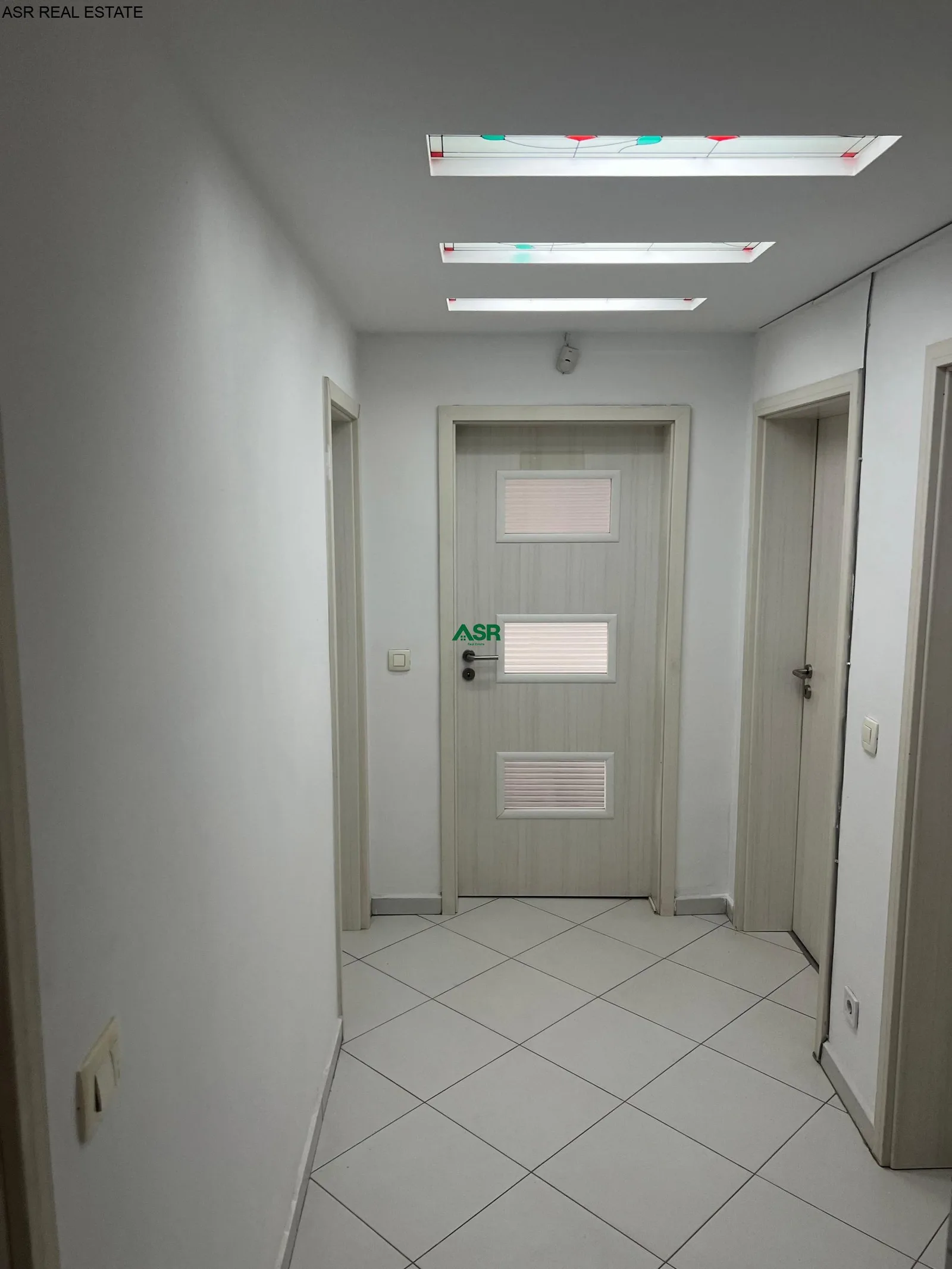 #ID:4446 Banesë 64m2 me #qira në Qender