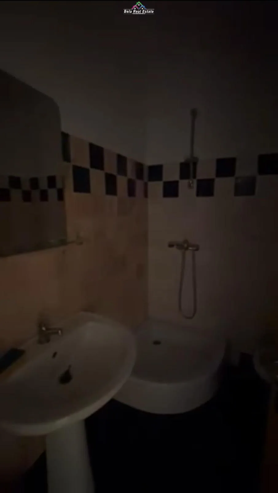 Zyre me qera 2+1 tek Zogu i Zi (ID BZ2461) Tirane