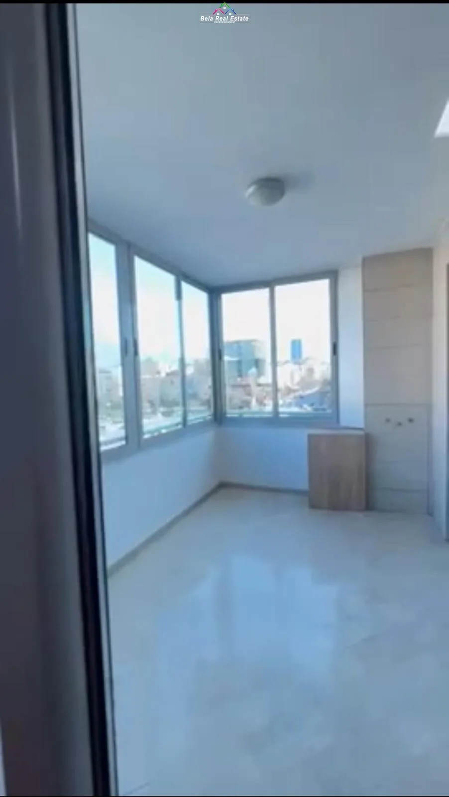 Zyre me qera 2+1 tek Zogu i Zi (ID BZ2461) Tirane