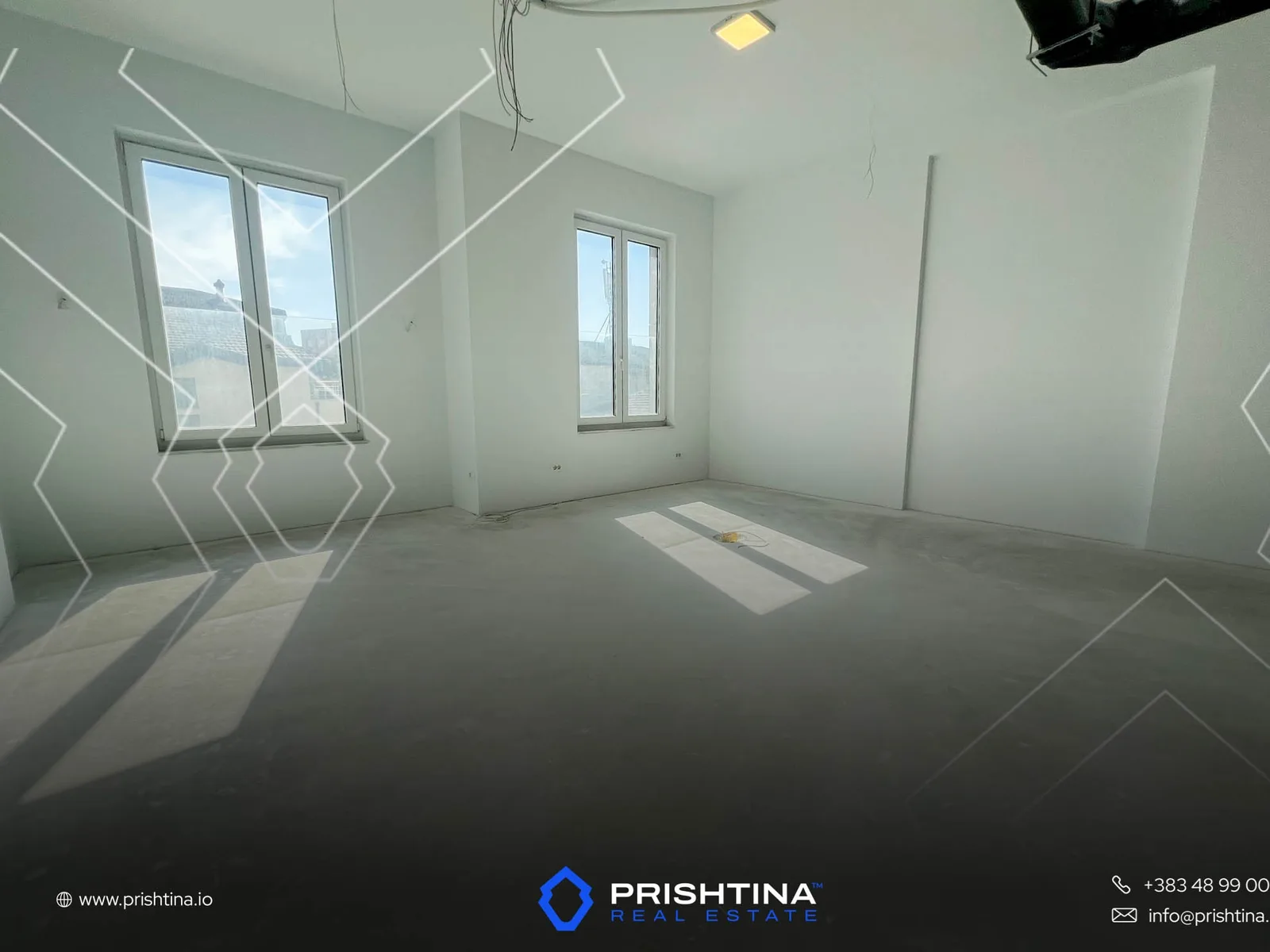 Zyre me qira 400m² te Bregu i Diellit