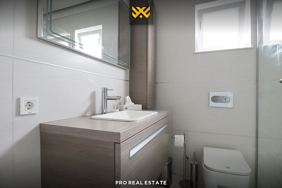 Shtëpi 230m² me #QIRA në Veternik