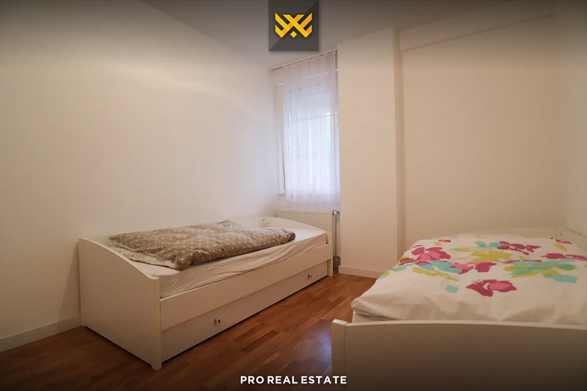 Banesë 86m² me #QIRA në Rrugën C.