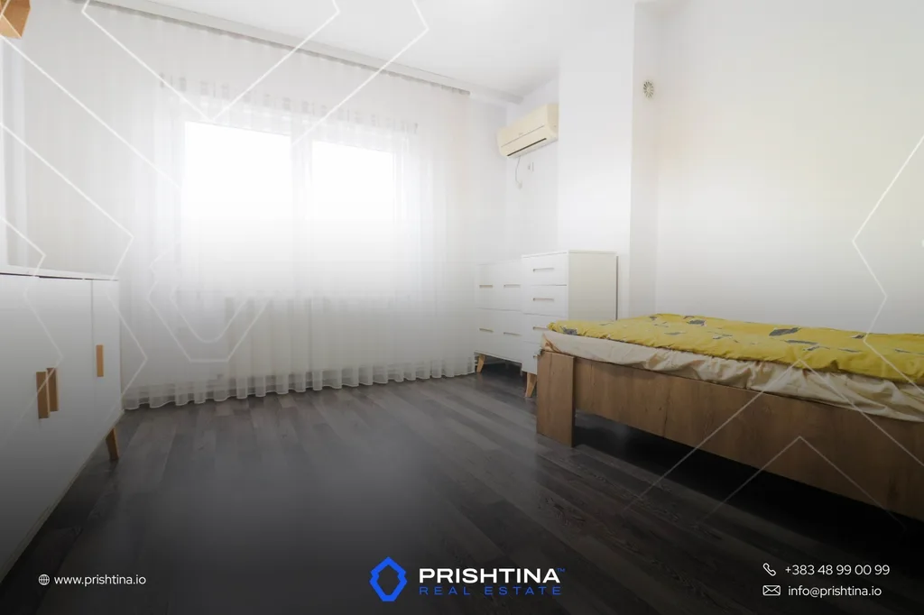Kat shtëpie me qira 170m² në Aktash