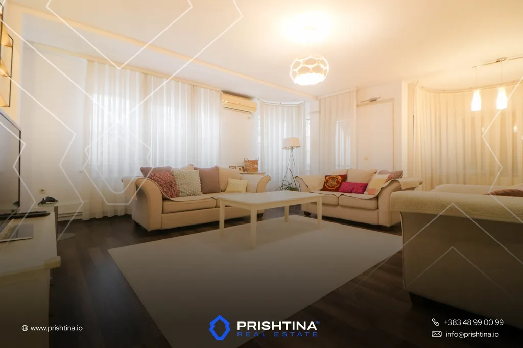 Kat shtëpie me qira 170m² në Aktash