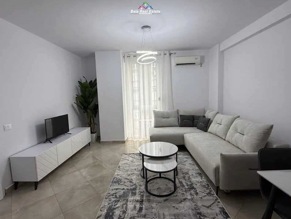 Apartament Me Qera 2+1 Tek Rruga e Barrikadave (ID B2201618) Tirane