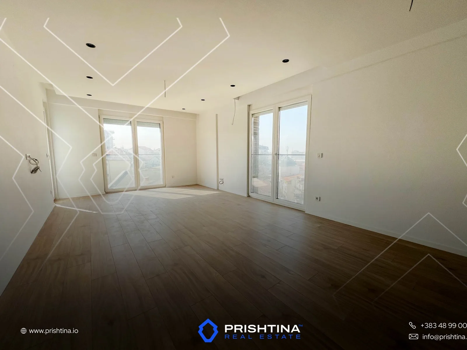 Zyre me #qira 123m² në Aktash 🏢✨