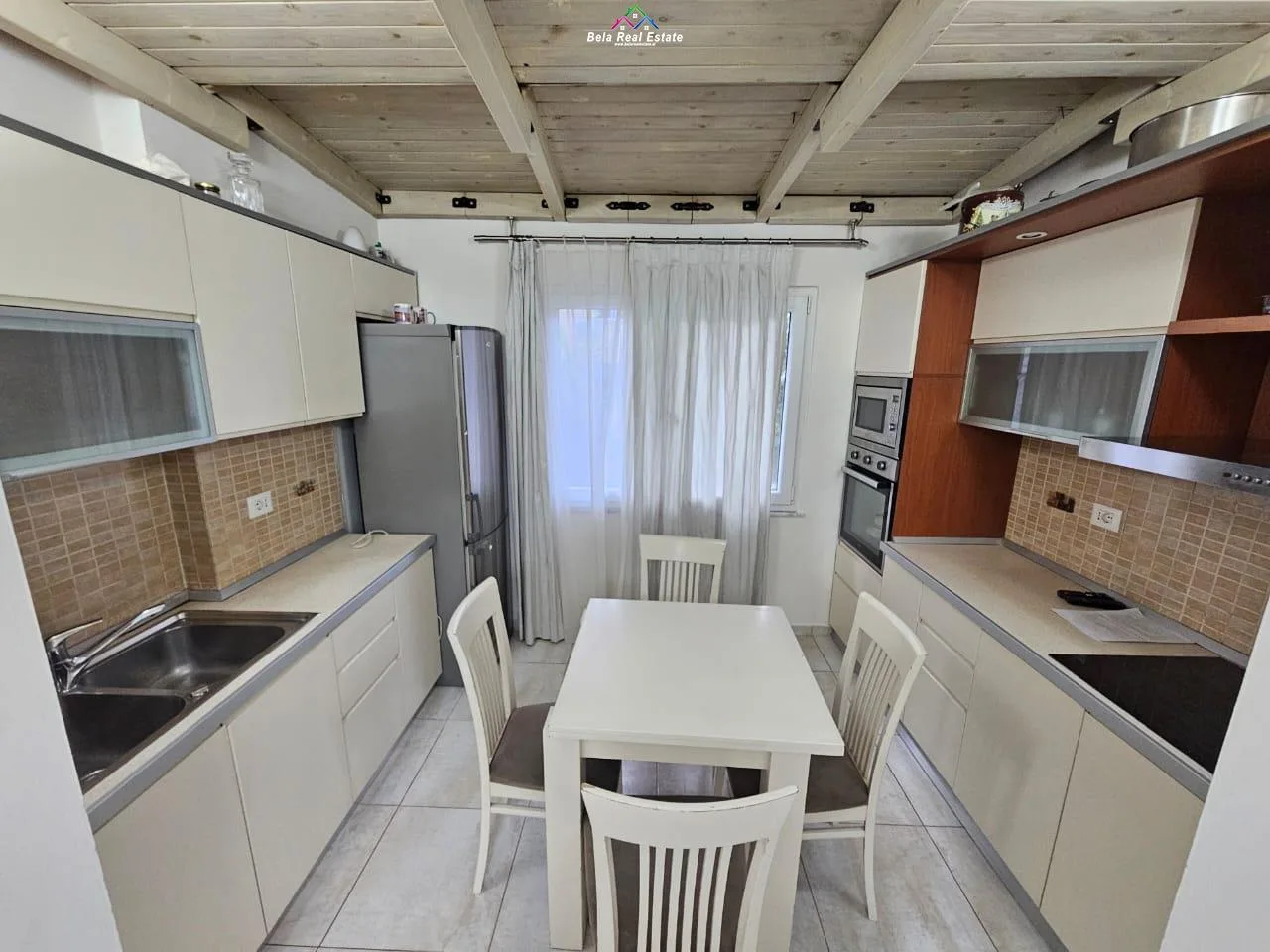 Apartament Me Qera 2+1  Tek Rruga Elbasanit (ID B221353)Tirane