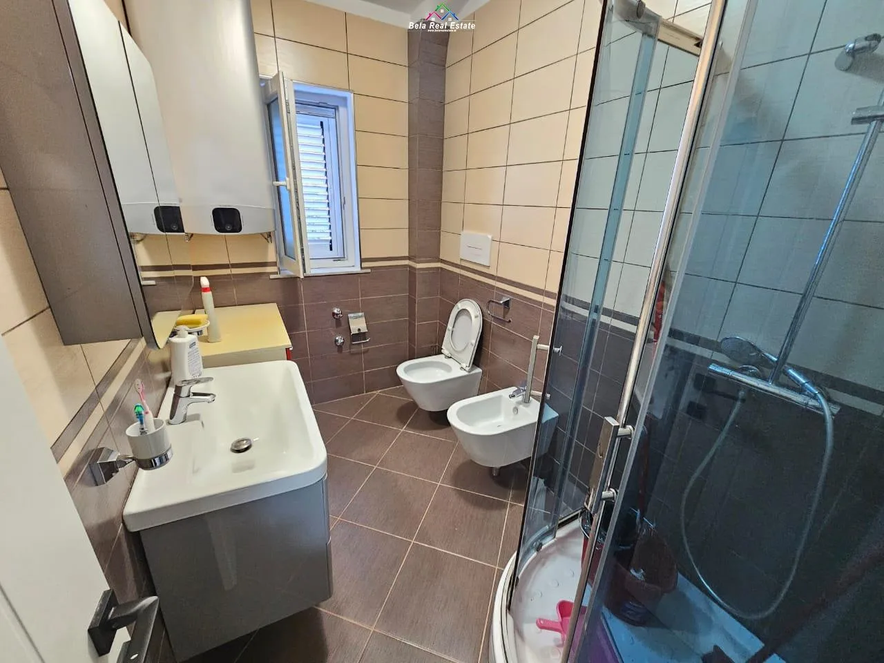 Apartament Me Qera 2+1  Tek Rruga Elbasanit (ID B221353)Tirane