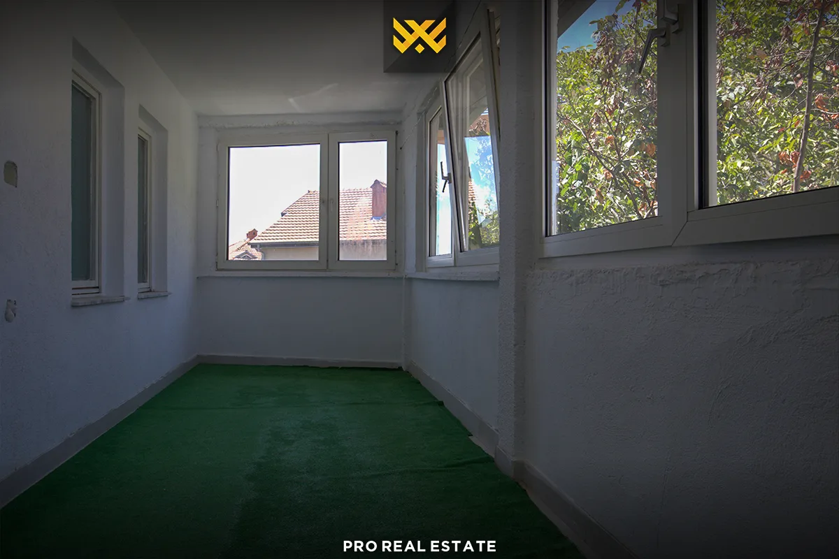 Shtëpi 240m² me #QIRA në Bregun e Diellit