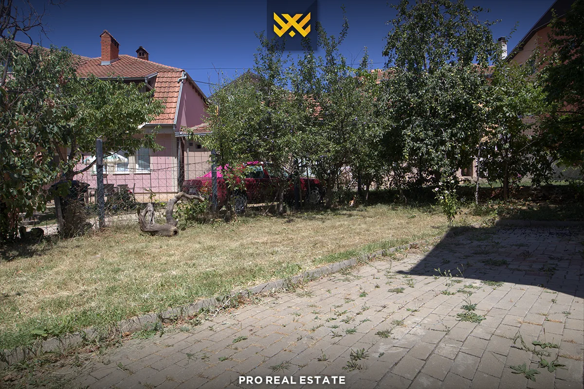 Shtëpi 240m² me #QIRA në Bregun e Diellit