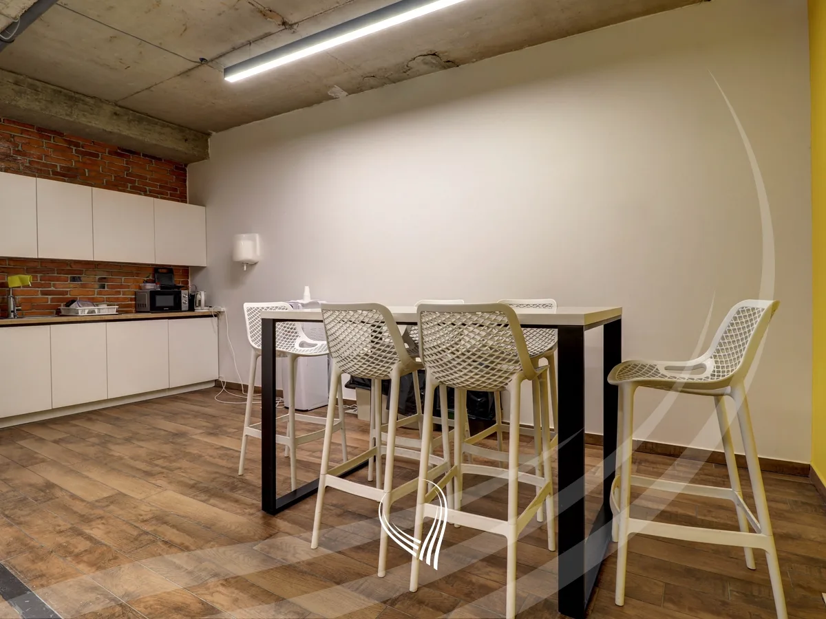 Lokal 417.45m2 me qira në lagjen Arbëria – Dragodan