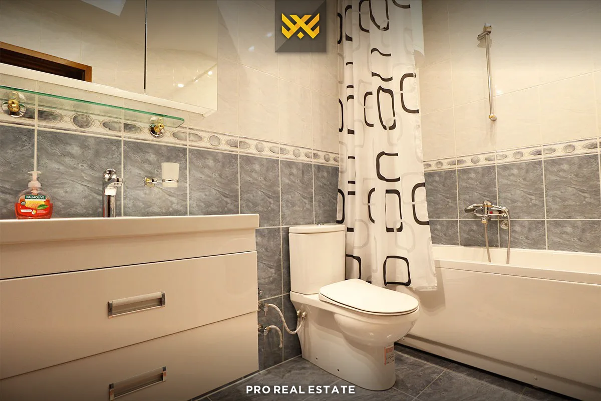 Banesë 160m² me #QIRA te Qafa.