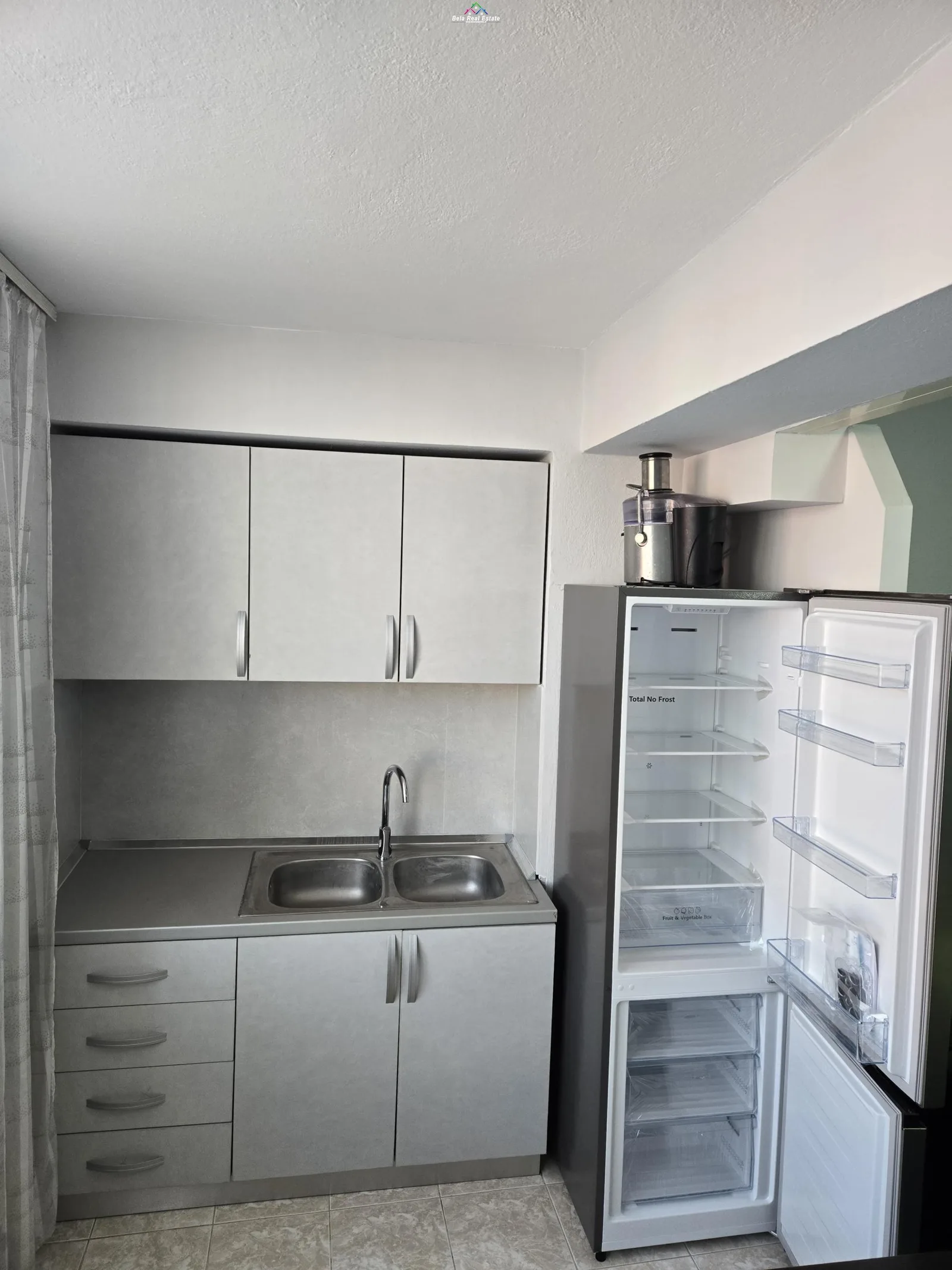 Apartament me qera 1+1 ne Rrugen e Kavajes (ID B211294)Tirane