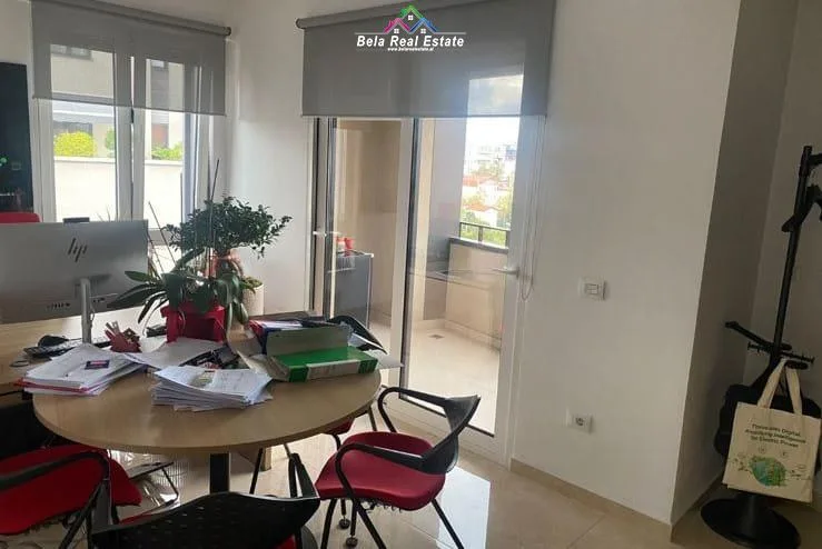 Zyre Me Qera 3+1 Ne Myslym Shyr ( ID BZ2851) Tirane