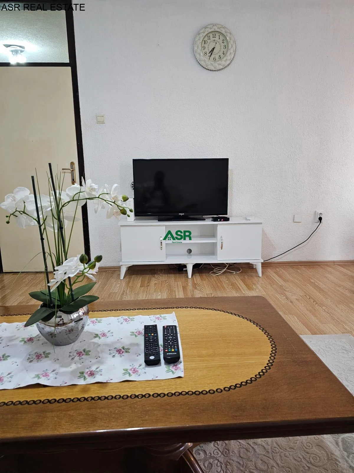 Ofrohet banesa 80m2 me qira ne  lagjen Dardania