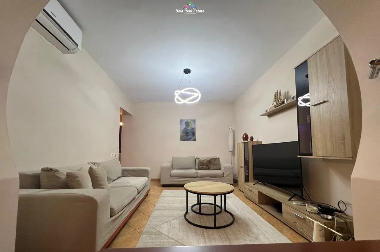 Apartament Me Qera 2+1 Ne Myslym Shyr (ID B221375) Tirane