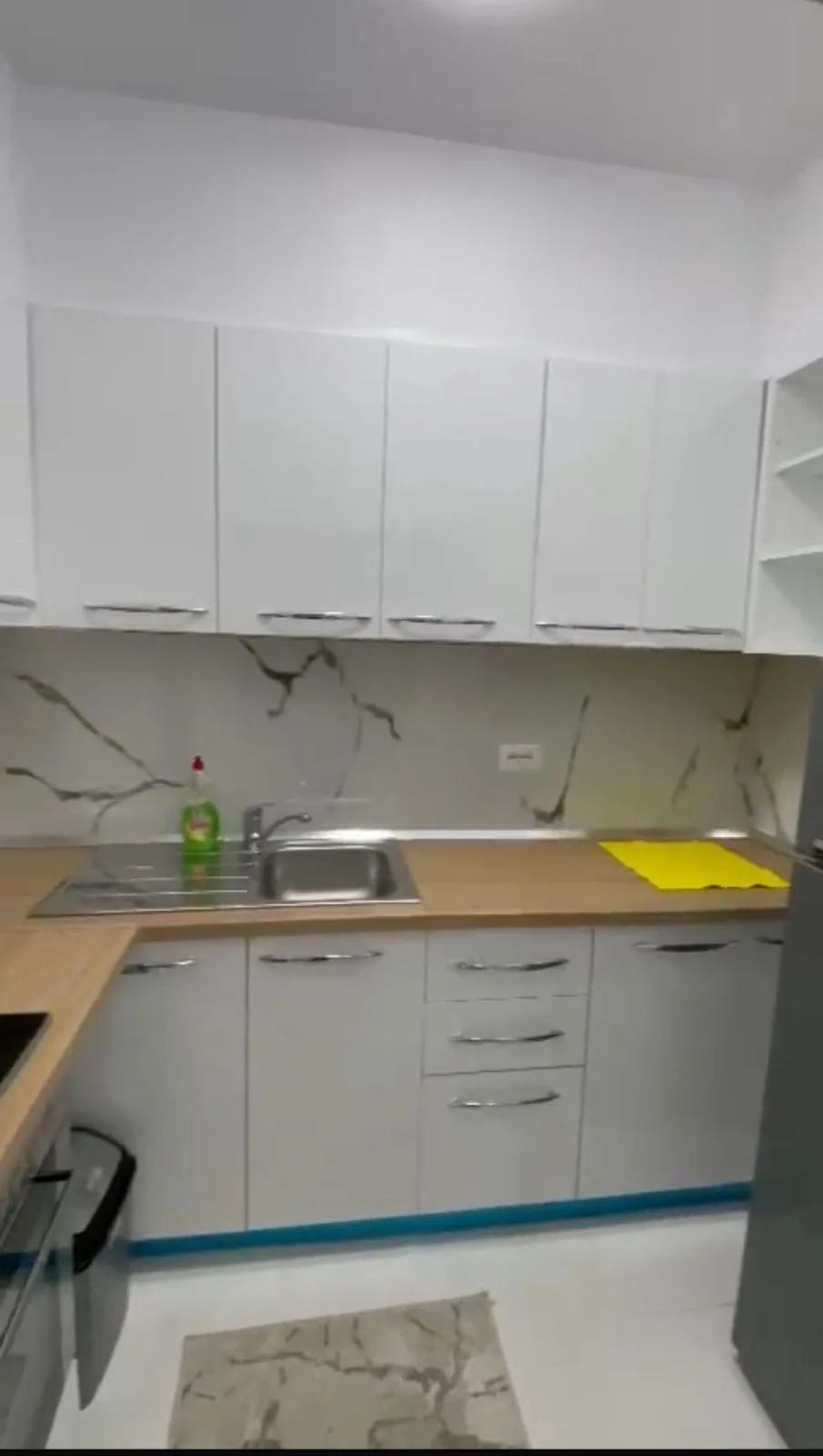 Apartament Me Qera 2+1 Tek Rruga e Durresit (ID B221313) Tirane